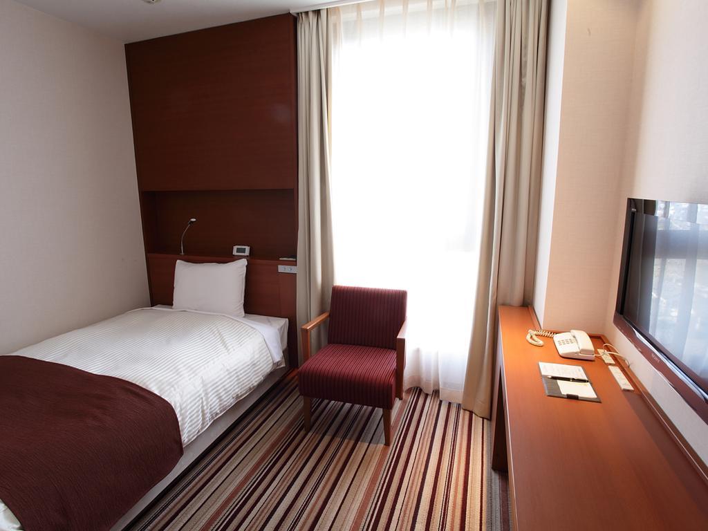 Hotel Crown Palais Kofu מראה חיצוני תמונה