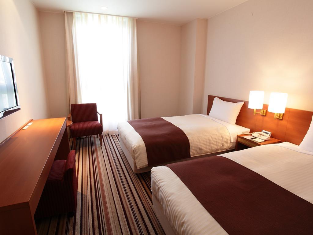 Hotel Crown Palais Kofu מראה חיצוני תמונה