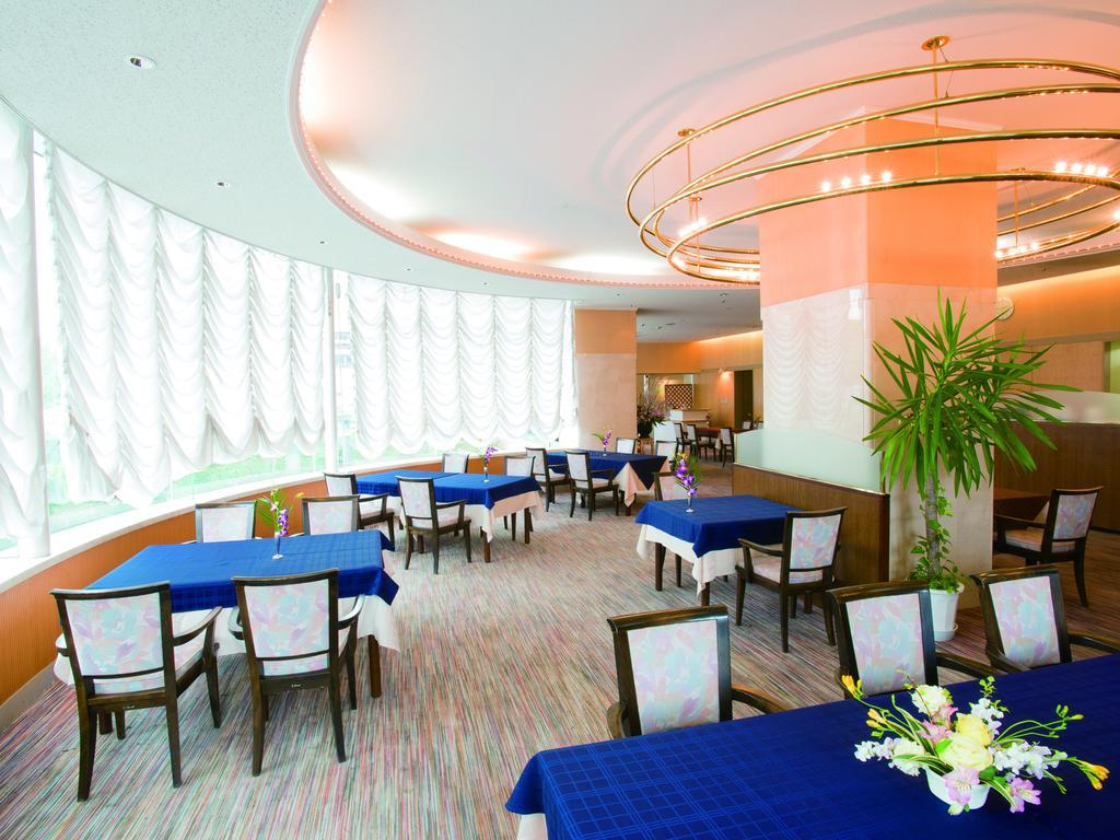 Hotel Crown Palais Kofu מראה חיצוני תמונה
