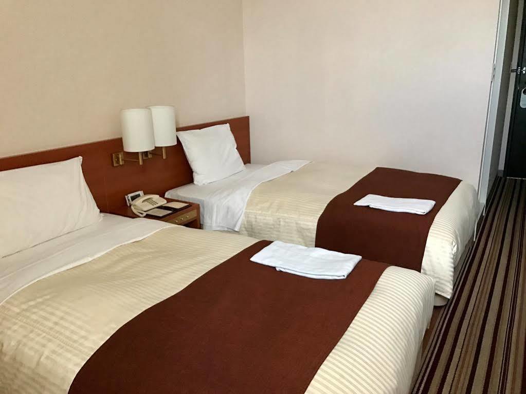 Hotel Crown Palais Kofu מראה חיצוני תמונה