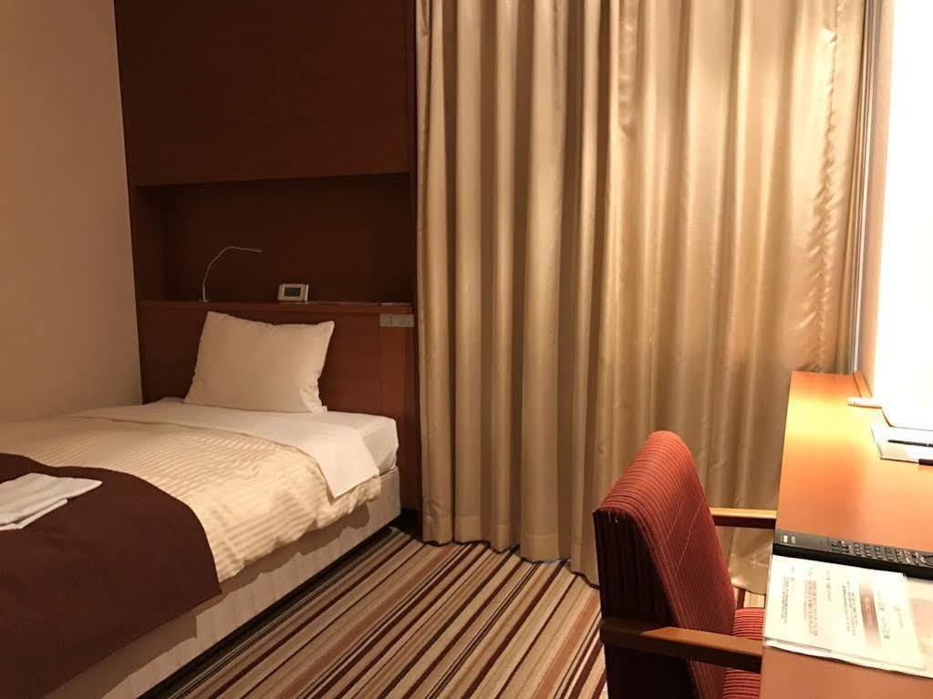 Hotel Crown Palais Kofu מראה חיצוני תמונה