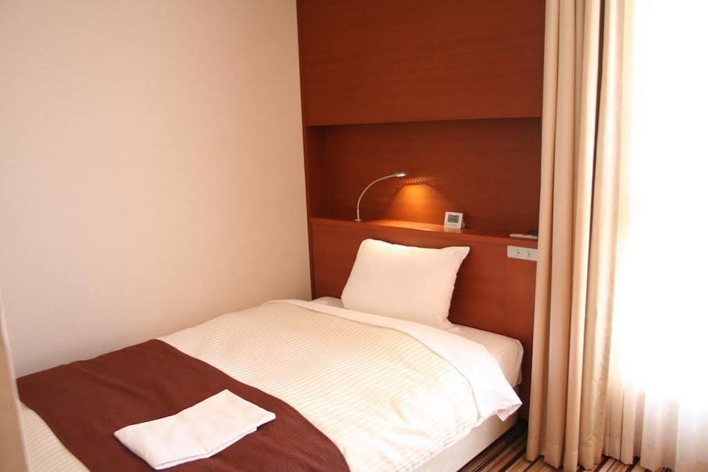 Hotel Crown Palais Kofu מראה חיצוני תמונה