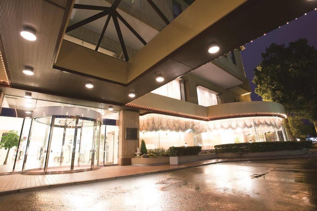 Hotel Crown Palais Kofu מראה חיצוני תמונה